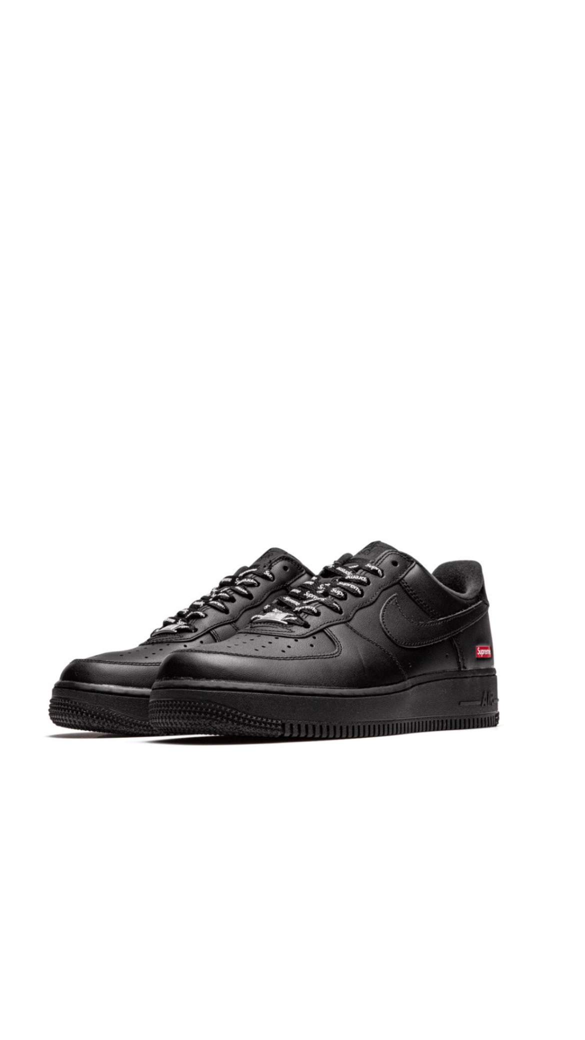 Nike Air Force 1 Low x Supreme — Sneakers